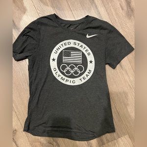 Nike Athletic Cut Dri-Fit Tee (M)